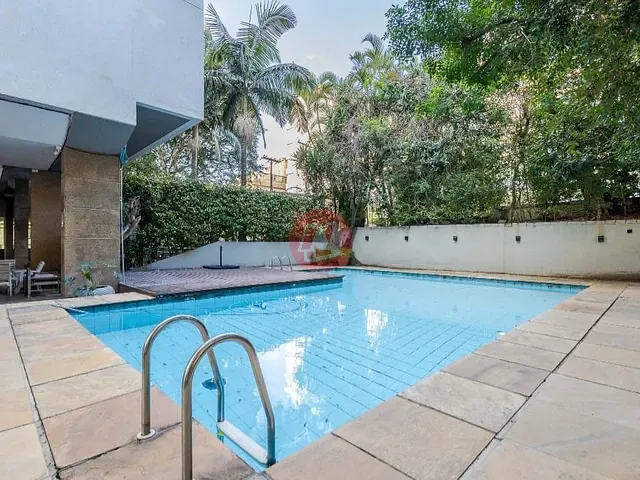 Apartamento com 139m² 3 quartos e 3 banheiros, à venda ou para alugar, no bairro Moinhos de Vento em Porto Alegre