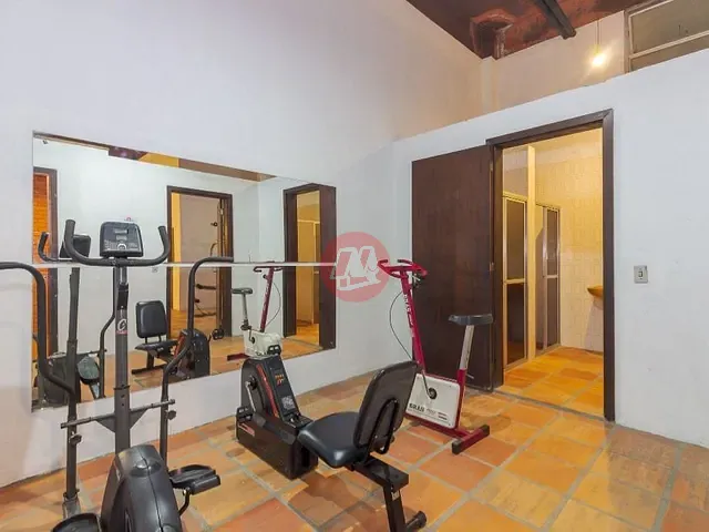 Apartamento com 139m² 3 quartos e 3 banheiros, à venda ou para alugar, no bairro Moinhos de Vento em Porto Alegre