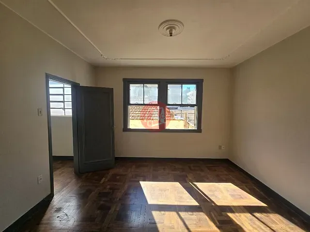 Apartamento 2 quartos e 1 banheiro, para alugar, no bairro Santa Cecília em Porto Alegre