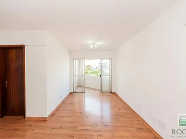Apartamento 3 quartos e 1 banheiro, para alugar, no bairro Bacacheri em Curitiba