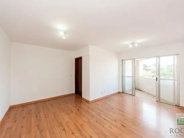 Apartamento 3 quartos e 1 banheiro, para alugar, no bairro Bacacheri em Curitiba
