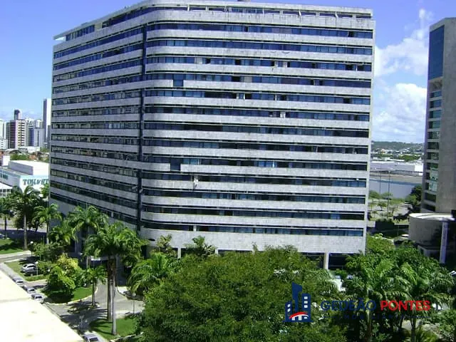 Apartamento 1 quarto e 1 banheiro, para alugar, no bairro Boa Viagem em Recife
