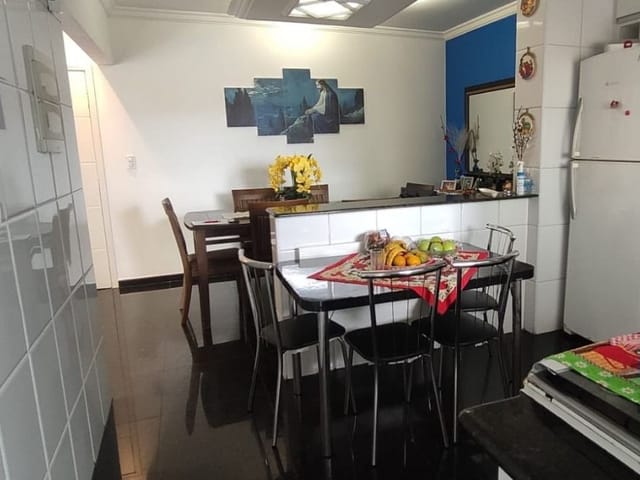 Apartamento com 129m² 3 quartos e 2 banheiros, à venda, no bairro Vila Guilhermina em Praia Grande