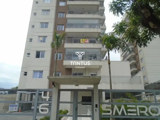 Apartamento 2 quartos e 2 banheiros, para alugar, no bairro Novo Mundo em Curitiba
