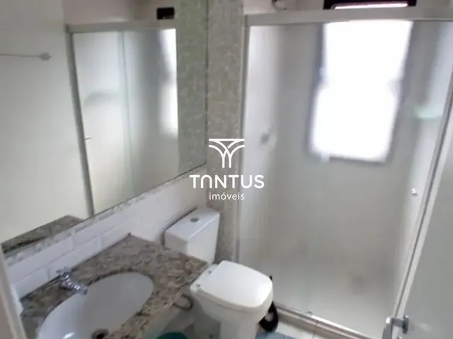 Apartamento 2 quartos e 1 banheiro, para alugar, no bairro Alto da Glória em Curitiba
