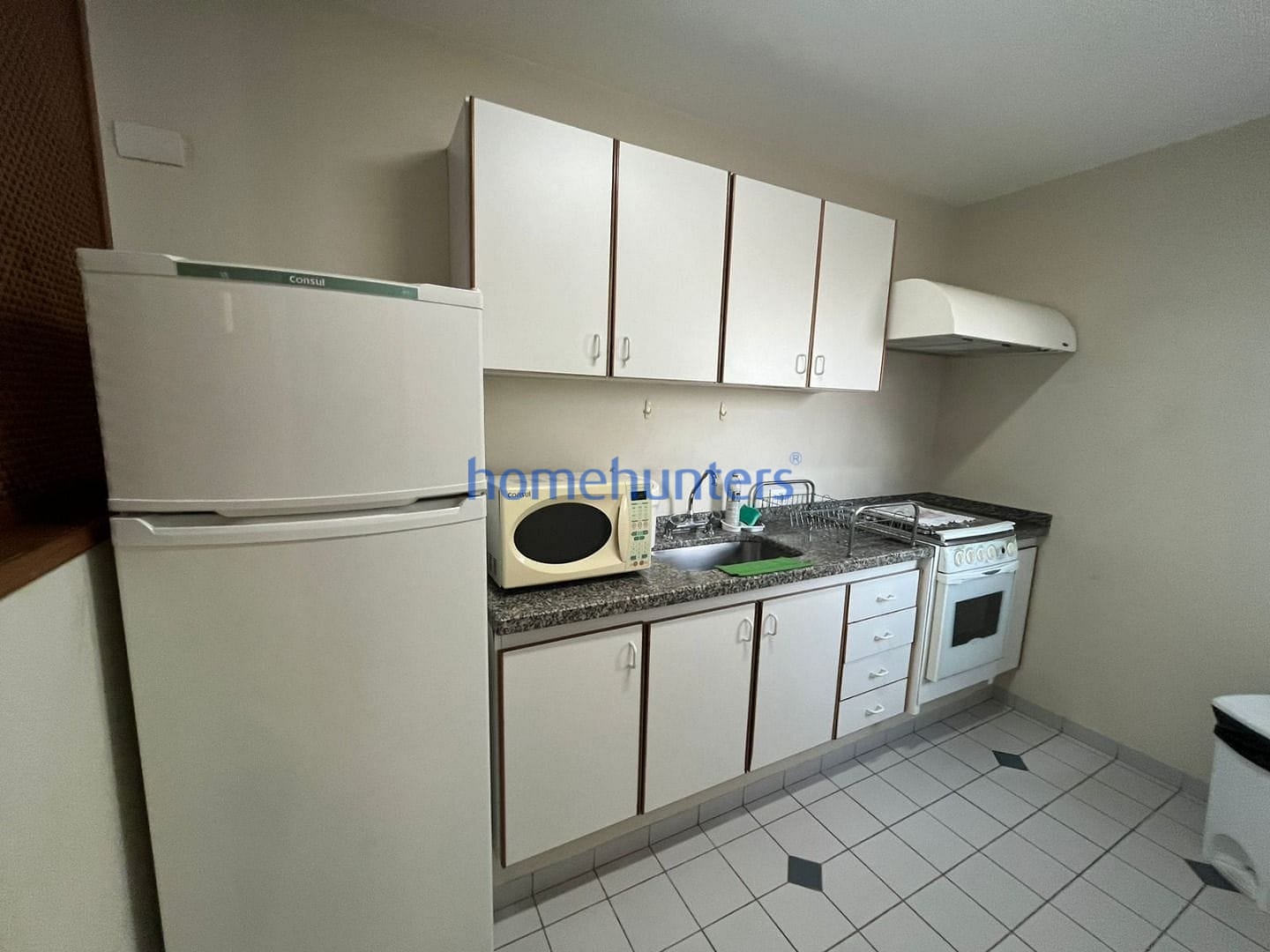 Apartamento para alugar com 1 quarto, 70m² - Foto 8