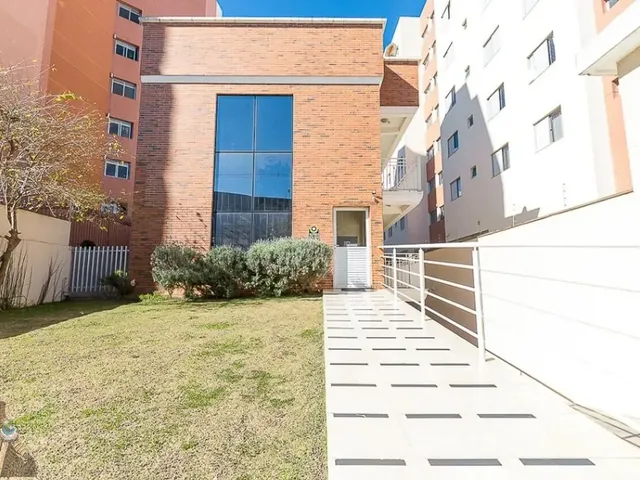 Apartamento 1 quarto e 1 banheiro, para alugar, no bairro Centro Cívico em Curitiba