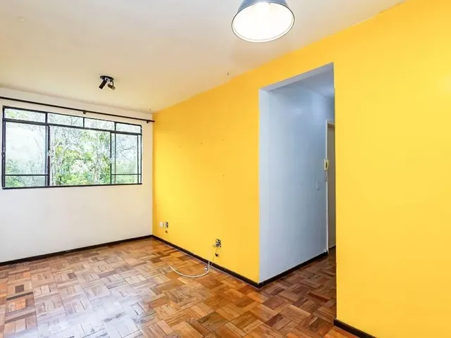 Apartamento 2 quartos e 1 banheiro, para alugar, no bairro Boa Vista em Curitiba