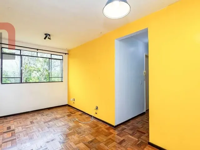 Apartamento 2 quartos e 1 banheiro, para alugar, no bairro Boa Vista em Curitiba