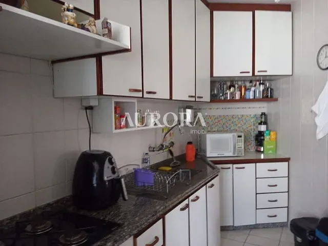 Apartamento 3 quartos e 2 banheiros, à venda, no bairro Dom Bosco em Londrina