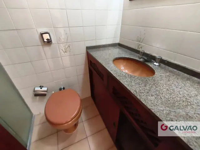 Apartamento 3 quartos e 1 banheiro, para alugar, no bairro Ahú em Curitiba