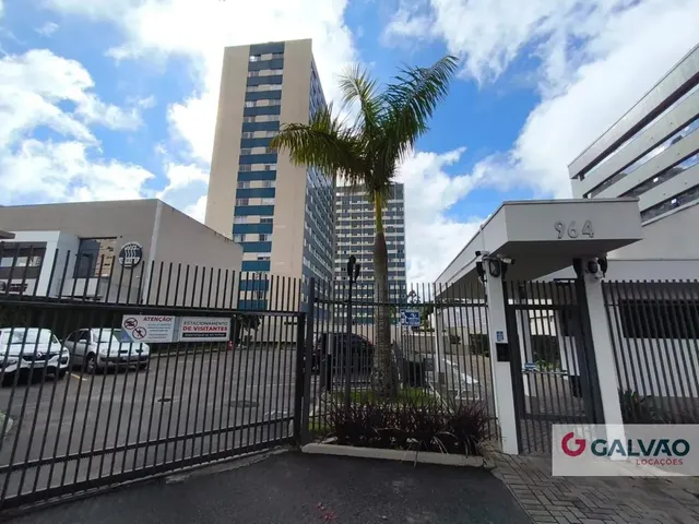 Apartamento 3 quartos e 1 banheiro, para alugar, no bairro Ahú em Curitiba