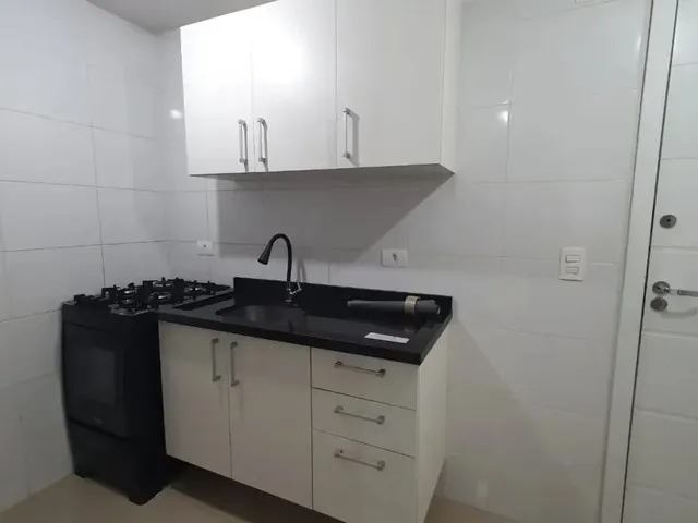 Apartamento 1 quarto e 1 banheiro, para alugar, no bairro Portão em Curitiba