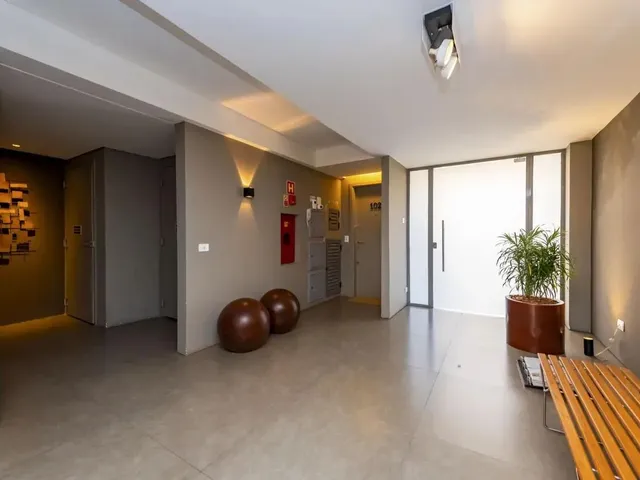 Apartamento à venda, no bairro Água Verde em Curitiba