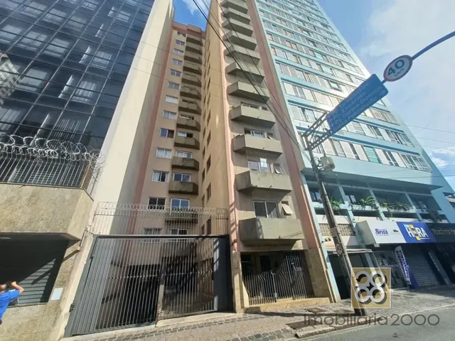 Apartamento 1 quarto e 1 banheiro, para alugar, no bairro Centro em Curitiba