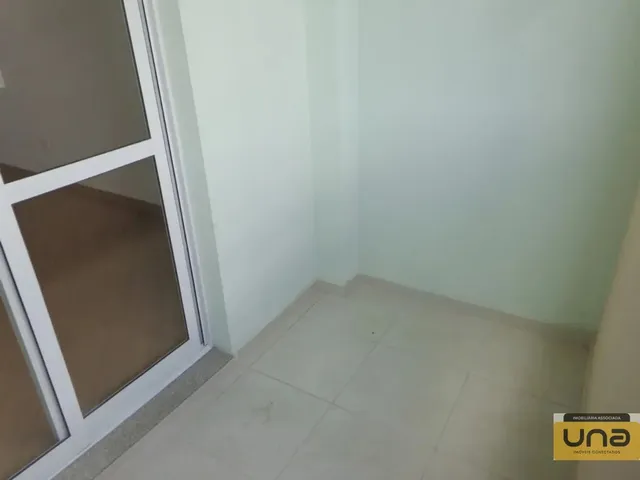 Apartamento 2 quartos e 2 banheiros, para alugar, no bairro CAMPO COMPRIDO em Curitiba