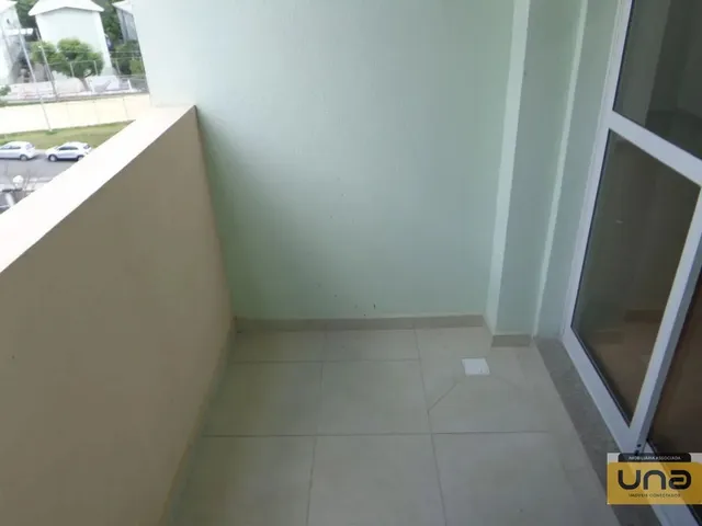 Apartamento 2 quartos e 2 banheiros, para alugar, no bairro CAMPO COMPRIDO em Curitiba