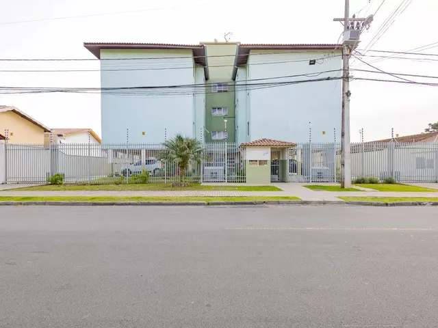 Apartamento 3 quartos e 1 banheiro, para alugar, no bairro Boqueirão em Curitiba
