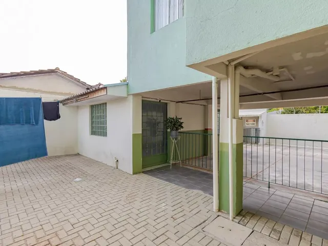Apartamento 3 quartos e 1 banheiro, para alugar, no bairro Boqueirão em Curitiba