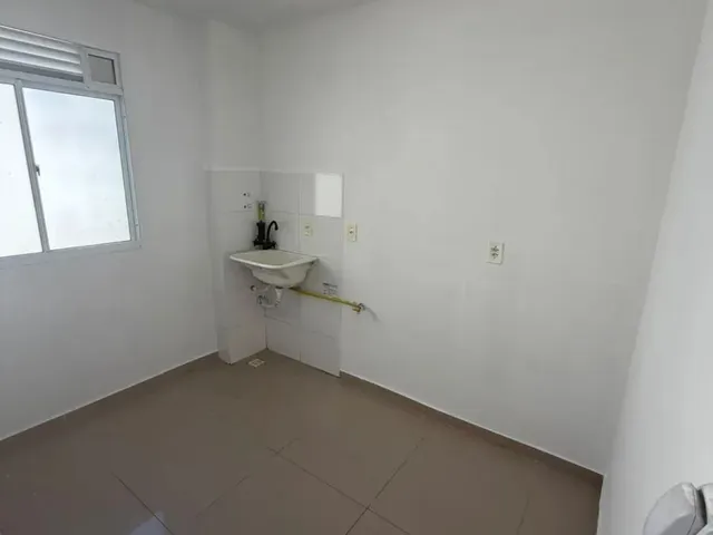 Apartamento 2 quartos e 1 banheiro, para alugar, no bairro Santo Antônio em São José Dos Pinhais