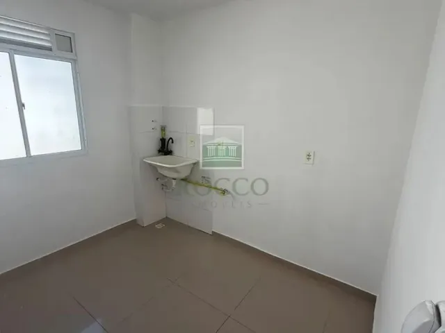 Apartamento 2 quartos e 1 banheiro, para alugar, no bairro Santo Antônio em São José Dos Pinhais