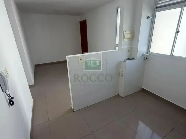 Apartamento 2 quartos e 1 banheiro, para alugar, no bairro Santo Antônio em São José Dos Pinhais