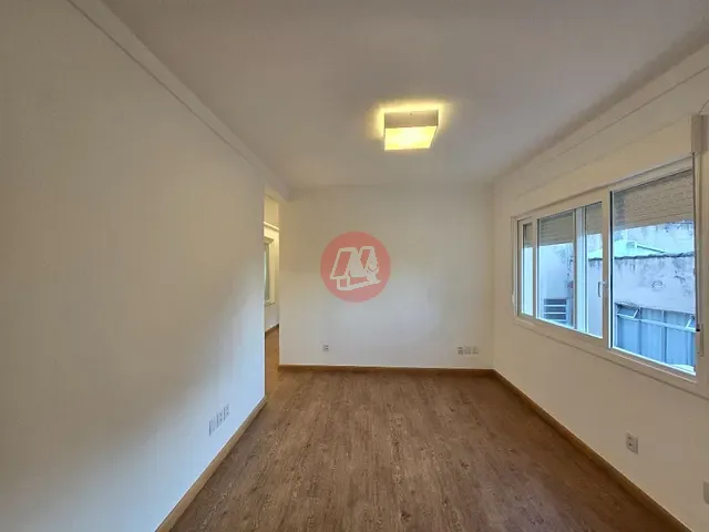 Apartamento 2 quartos e 1 banheiro, para alugar, no bairro Santana em Porto Alegre
