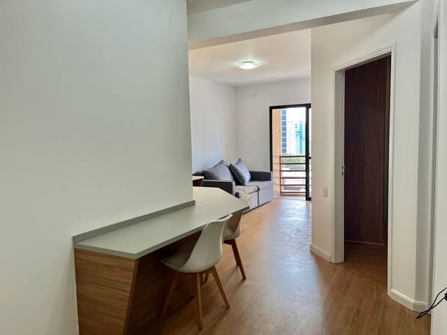 Foto do Apartamento - Apartamento para Locação - 1 Suíte, 1 Vaga, 50m² - Sacada com tela de proteção -Cambuí, Campinas - SP | Condor | Home Hunters