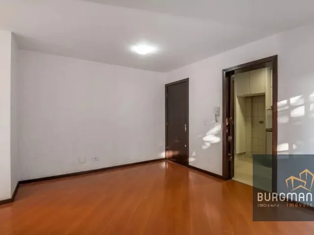 Apartamento 3 quartos e 2 banheiros, à venda, no bairro Portão em Curitiba