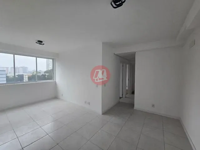 Apartamento 3 quartos e 2 banheiros, para alugar, no bairro Partenon em Porto Alegre