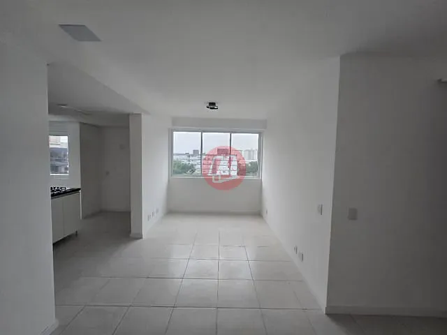 Apartamento 3 quartos e 2 banheiros, para alugar, no bairro Partenon em Porto Alegre