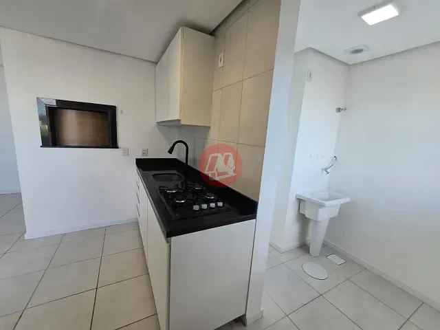 Apartamento 3 quartos e 2 banheiros, para alugar, no bairro Partenon em Porto Alegre