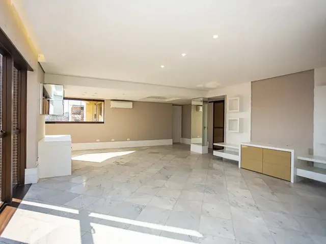 Apartamento 3 quartos e 2 banheiros, para alugar, no bairro Alto da Rua XV em Curitiba
