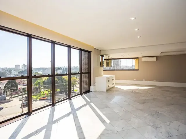 Apartamento 3 quartos e 2 banheiros, para alugar, no bairro Alto da Rua XV em Curitiba