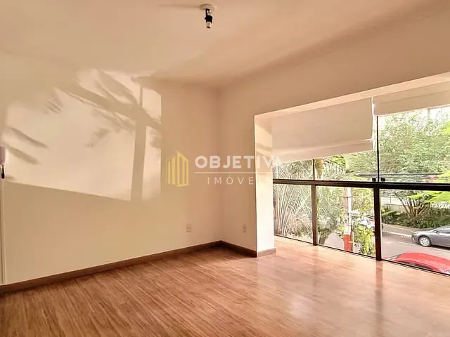 Apartamento com 96m² 2 quartos e 1 banheiro, à venda, no bairro Auxiliadora em Porto Alegre
