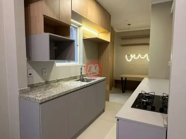 Apartamento com 62m² 2 quartos e 1 banheiro, à venda, no bairro Mário Quintana em Porto Alegre