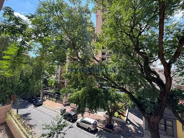 Apartamento com 90m² 2 quartos e 1 banheiro, à venda, no bairro Cambuí em Campinas