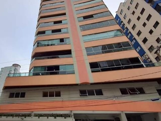 Apartamento com 167m² 3 quartos e 2 banheiros, à venda, no bairro Meia Praia em Itapema