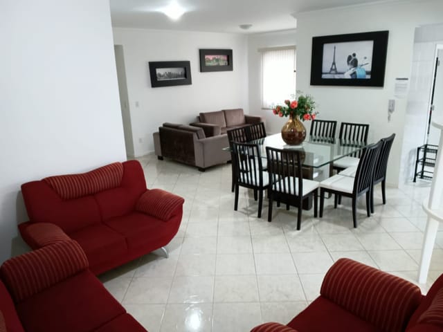 Apartamento com 167m² 3 quartos e 2 banheiros, à venda, no bairro Meia Praia em Itapema