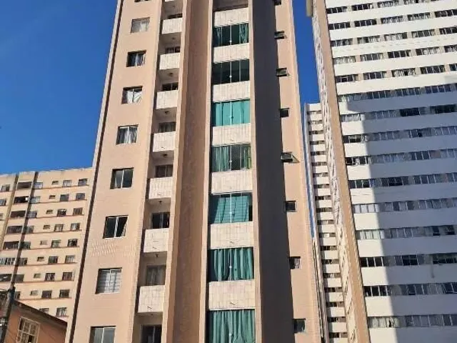 Apartamento com 40m² 1 quarto e 1 banheiro, para alugar, no bairro Centro em Curitiba