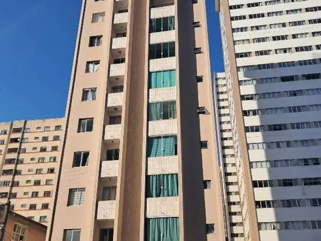 Apartamento com 40m² 1 quarto e 1 banheiro, para alugar, no bairro Centro em Curitiba