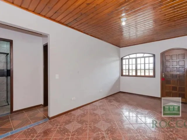 Apartamento 2 quartos e 1 banheiro, para alugar, no bairro Campo Pequeno em Colombo