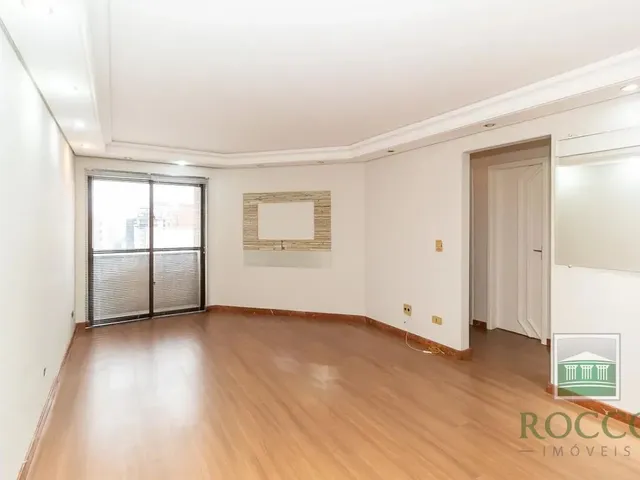 Apartamento 2 quartos e 1 banheiro, para alugar, no bairro Bacacheri em Curitiba