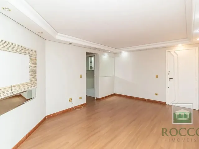 Apartamento 2 quartos e 1 banheiro, para alugar, no bairro Bacacheri em Curitiba