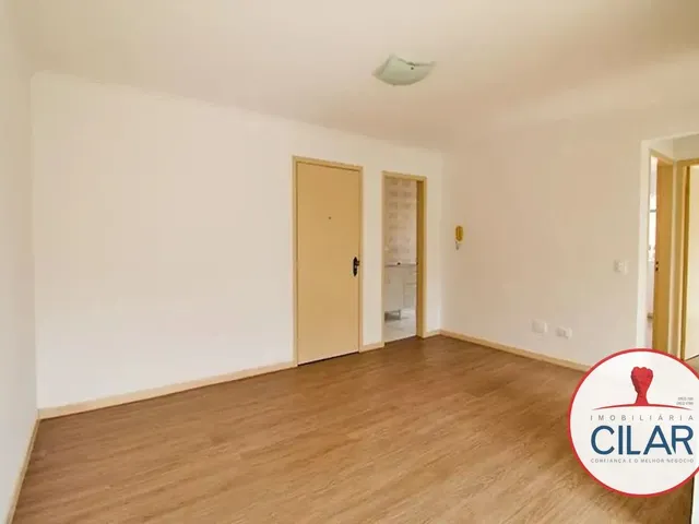Apartamento 3 quartos e 1 banheiro, para alugar, no bairro Pinheirinho em Curitiba