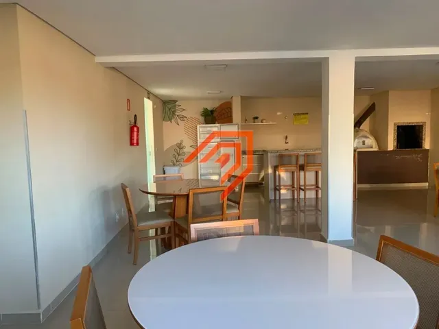 Apartamento 2 quartos e 1 banheiro, para alugar, no bairro Jardim Itaqui em Campo Largo