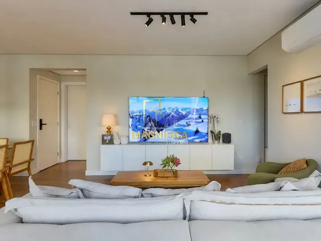 Apartamento 3 quartos e 2 banheiros, à venda, no bairro Campo Comprido em Curitiba