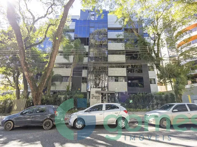 Apartamento 3 quartos e 4 banheiros, à venda, no bairro Cabral em Curitiba