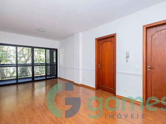 Apartamento 3 quartos e 4 banheiros, à venda, no bairro Cabral em Curitiba