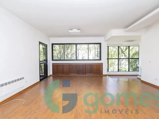 Apartamento 3 quartos e 4 banheiros, à venda, no bairro Cabral em Curitiba